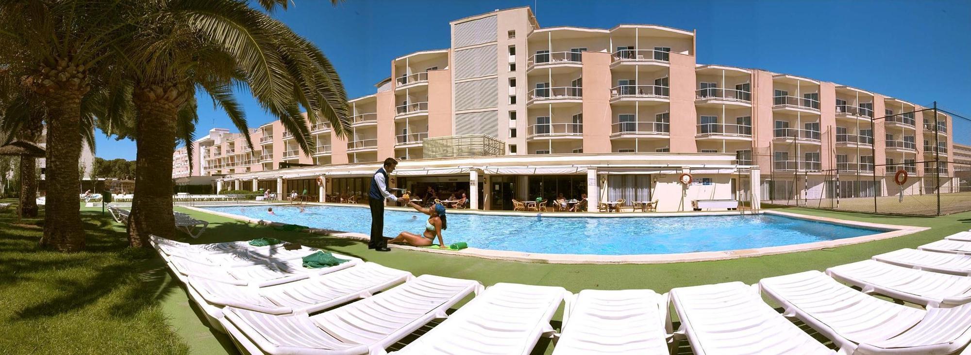 Globales Playa Santa Ponsa Hotel Buitenkant foto